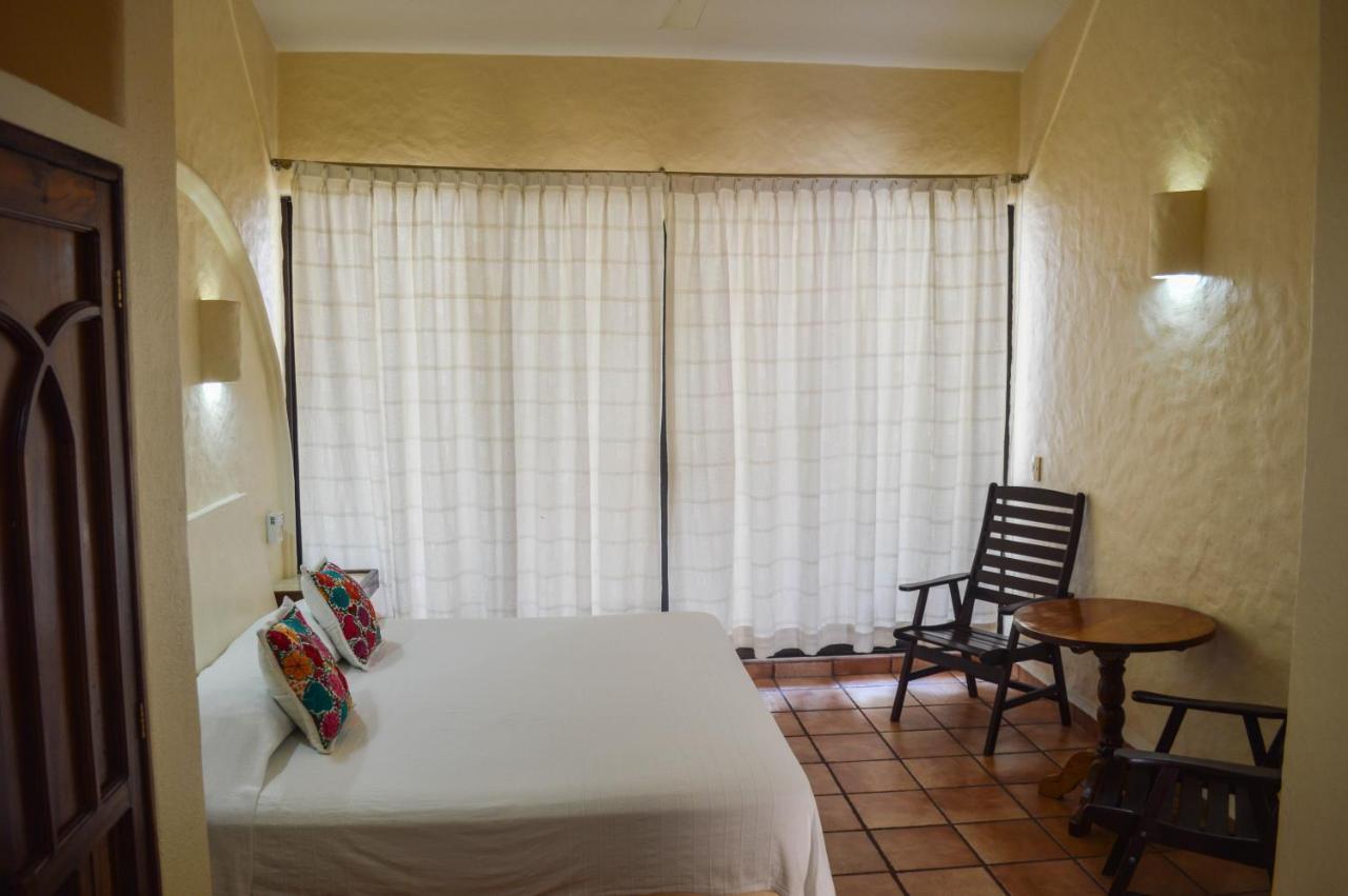 Casa Celeste Hotel Zihuatanejo Dış mekan fotoğraf